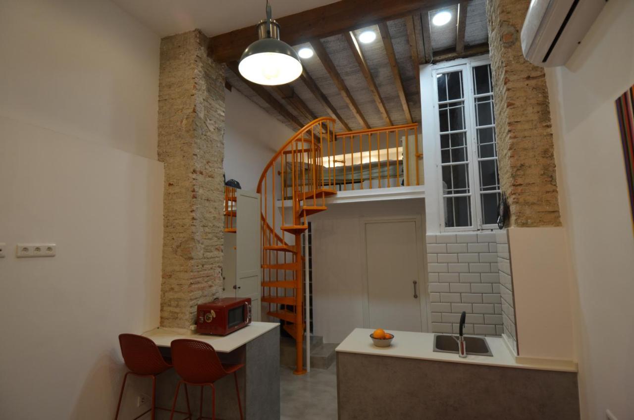 Loft Con Encanto En Pleno Centro De Malaga Apartment Luaran gambar