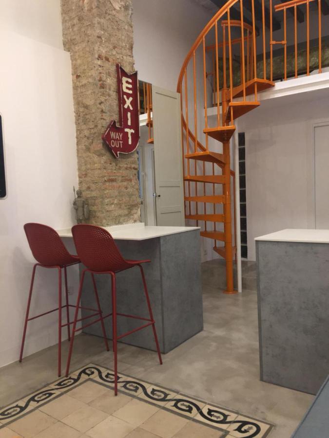 Loft Con Encanto En Pleno Centro De Malaga Apartment Luaran gambar